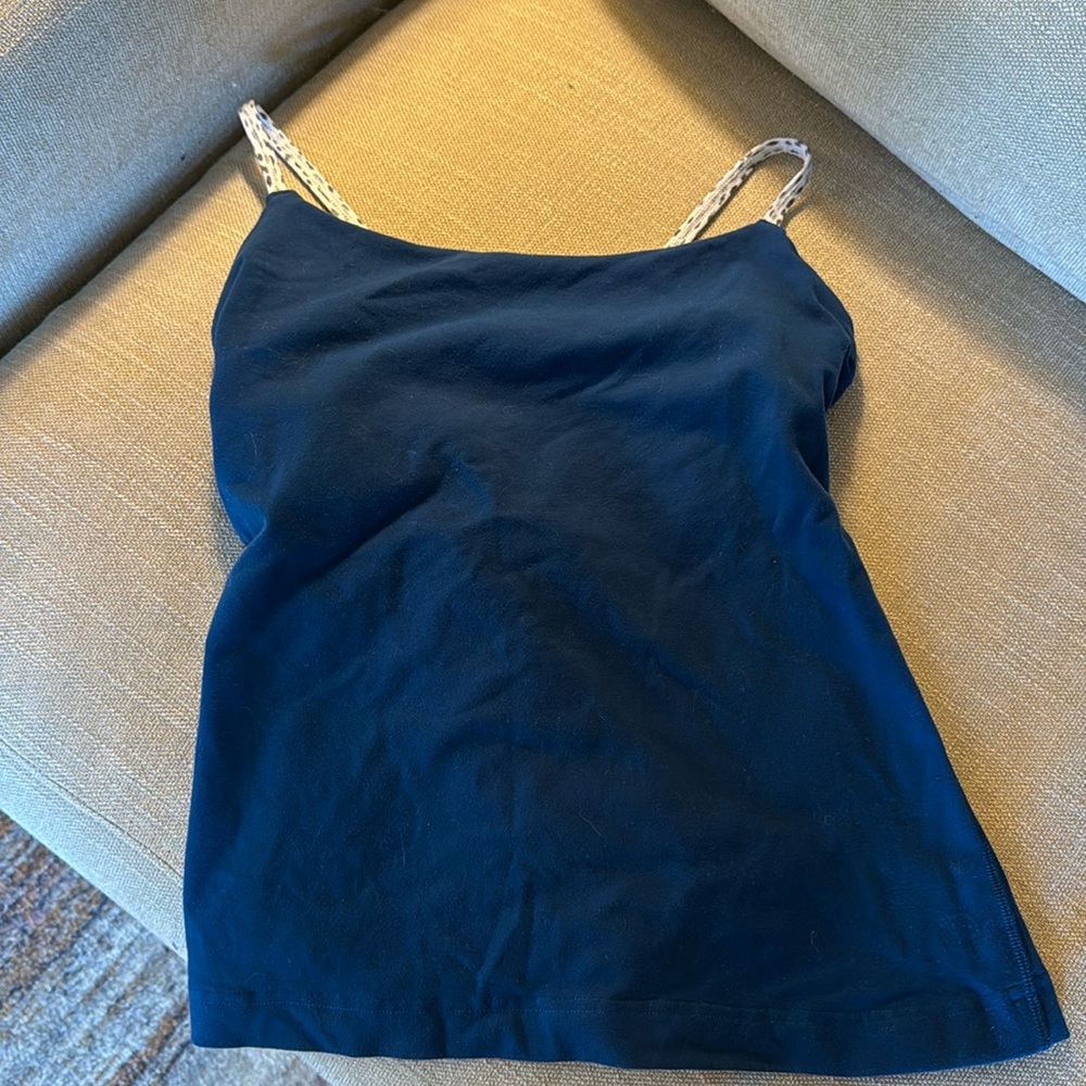 GUC Lulu tank bra size 8